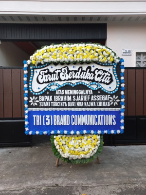 Papan Bunga Duka di Karet